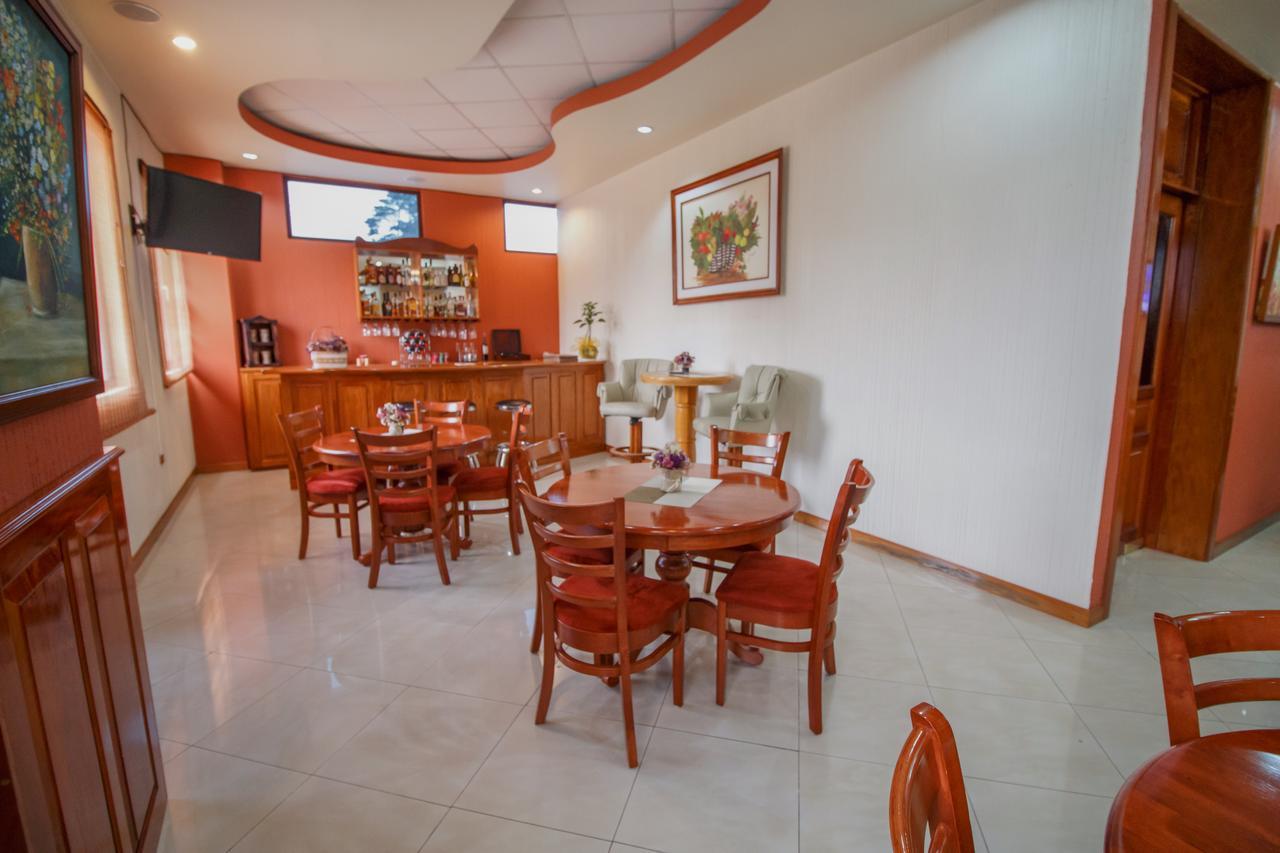 Hotel Anna Inn Olintepeque 외부 사진