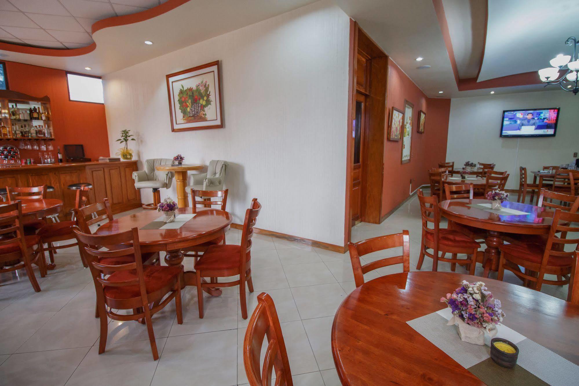 Hotel Anna Inn Olintepeque 외부 사진