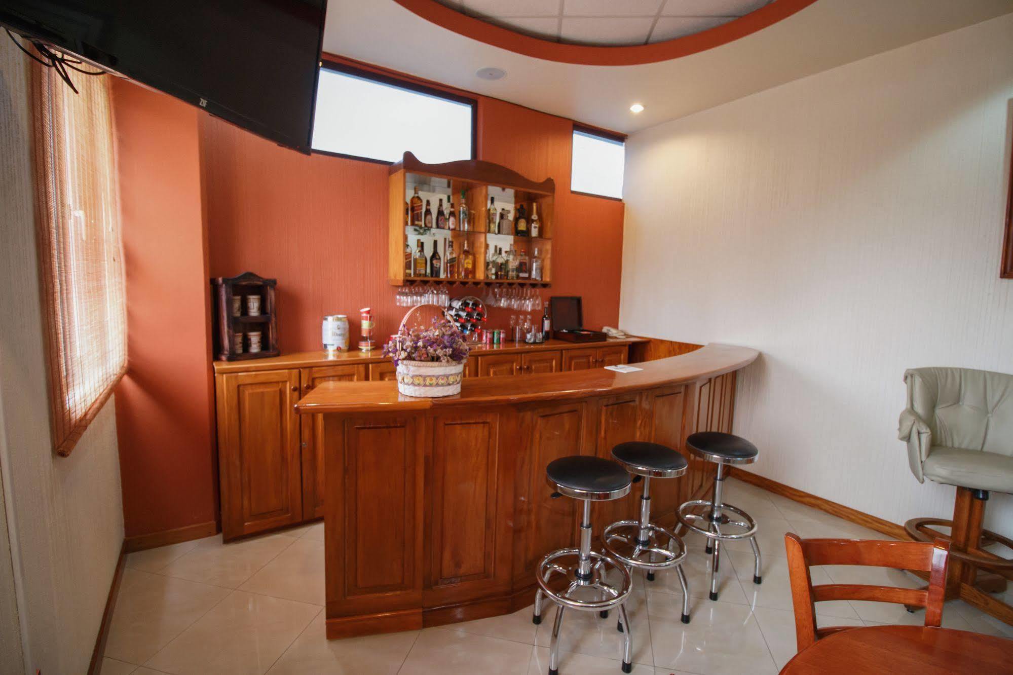 Hotel Anna Inn Olintepeque 외부 사진