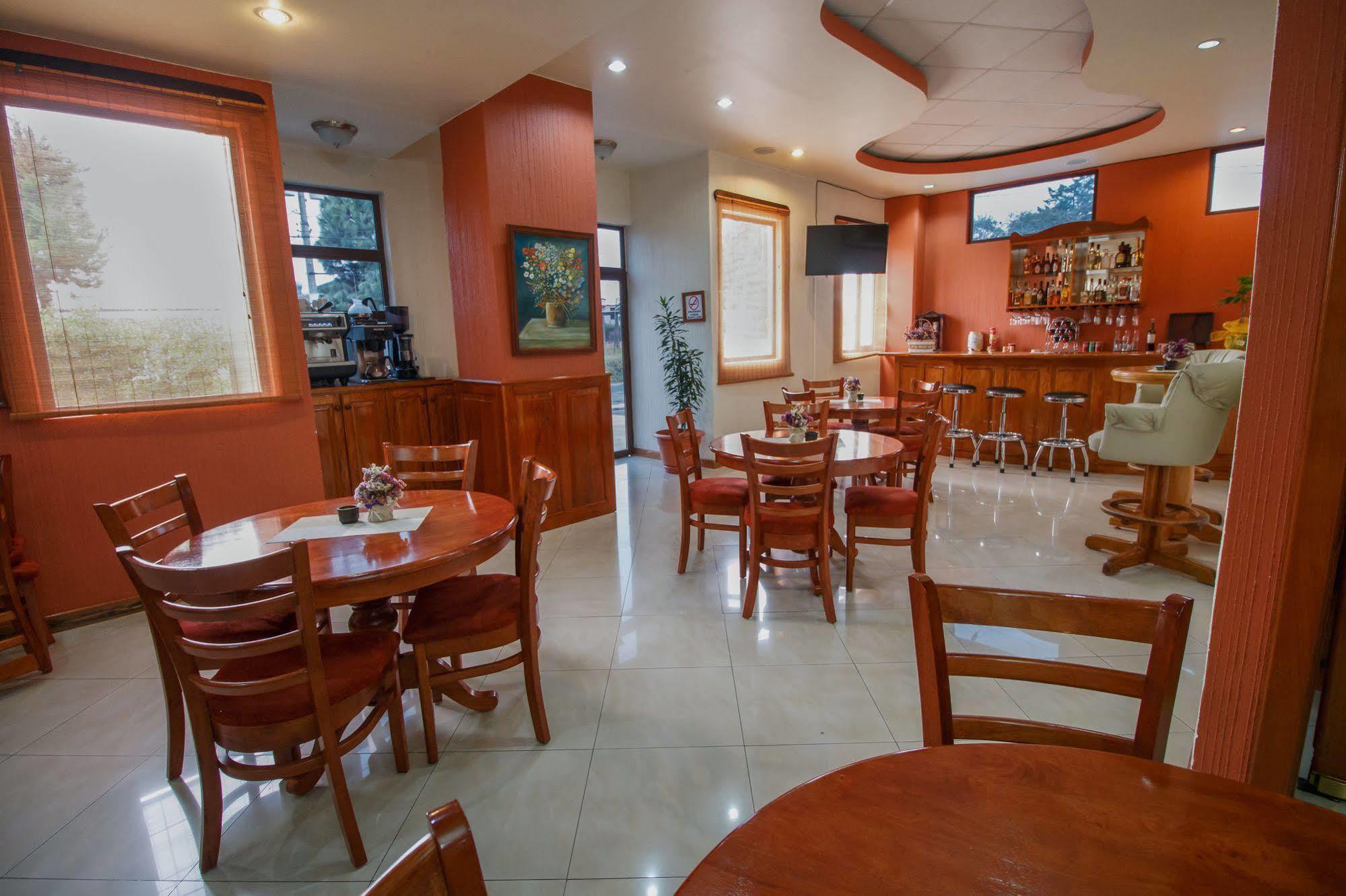 Hotel Anna Inn Olintepeque 외부 사진