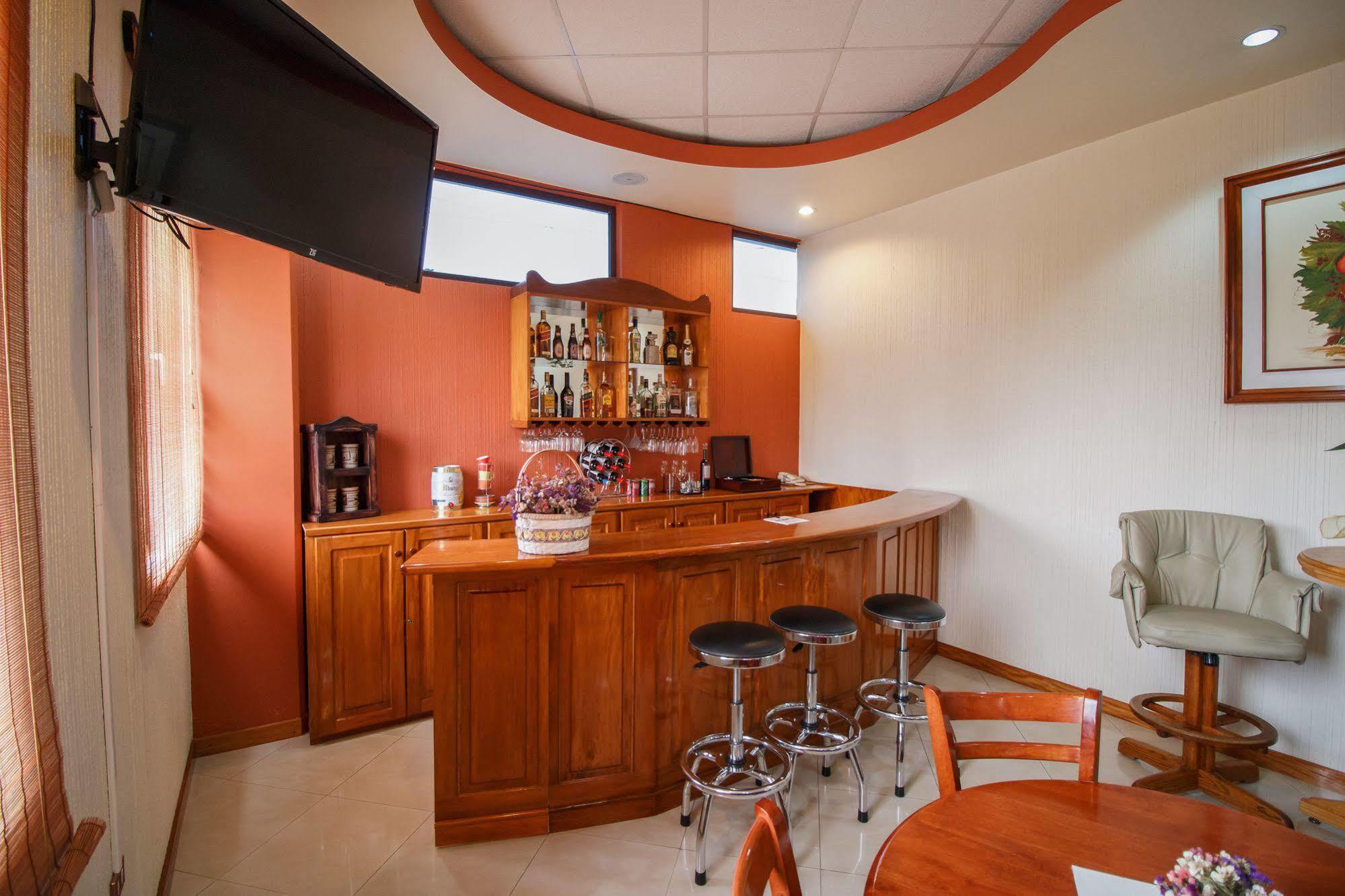 Hotel Anna Inn Olintepeque 외부 사진