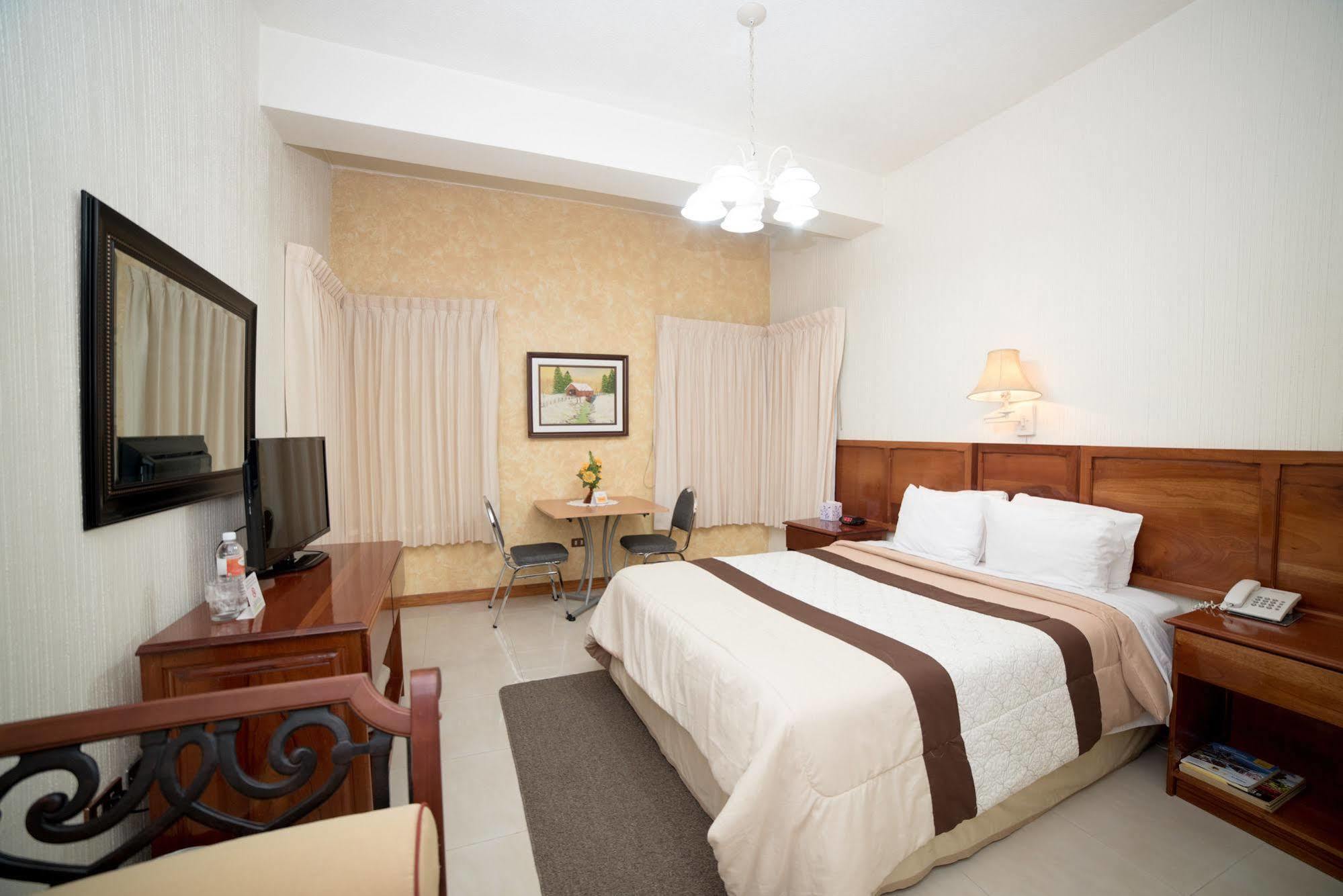 Hotel Anna Inn Olintepeque 외부 사진